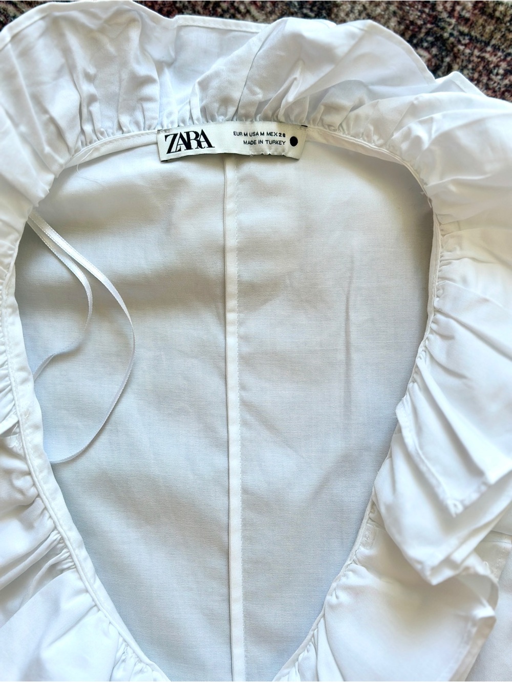 NWOT Zara White Ruffle Sleeveless Top Size Medium Feminine Flirty Office Summer - Picture 3 of 5
